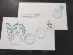 FALKLAND ISLANDS 1982 ARGENTINIAN OCCUPATION INCLUDING FORGERY COVER Duo of Argentinian occupation