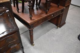 A beautiful 19th Century mahogany breakfast table in the Gillows style , having frieze drawer to