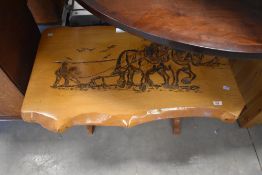 A rustic coffee table horse decoration approx. 94 x 54cm