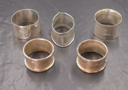 A George V silver napkin ring, having The Kennel Club crest, marks for Birmingham 1928, rubbed