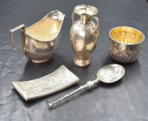 A cased early George V silver Coronation spoon replica, marks for Birmingham 1910, maker Sydney &