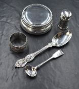 An Italian silver powder pot, of traditional form having a gadrooned style rim, marked 925, along