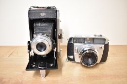 Two Camera. A Zeiss Ikon Nettar folding camera and a Balda Matic camera (case damaged)
