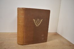 Lawrence, T. E. - Seven Pillars of Wisdom: a triumph. London: Jonathan Cape, 1935. First Trade