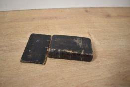 Antiquarian. New Testament [Greek]. Tes Kaines Diathekes Apanta. Novum Jesu Christi Domini Nostri