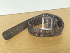 Antique braided leather belt in chocolate brown smooth leather, with rectangular metal buckle,