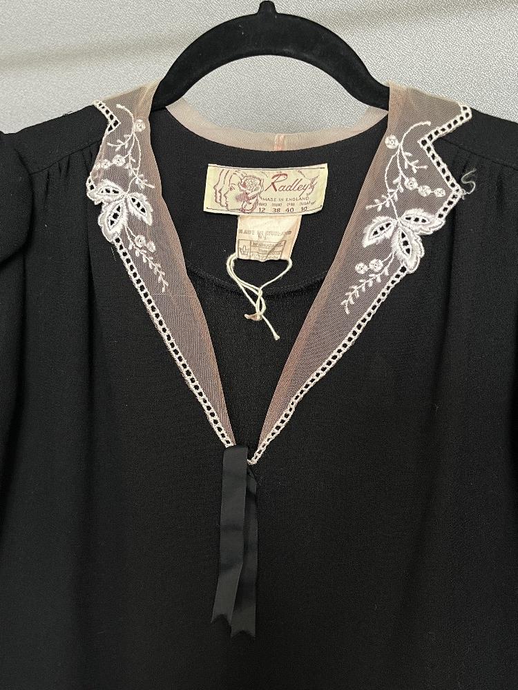 A 20th century vintage Radley shift dress in black wool mix having blush pink mesh and crochet - Image 2 of 4