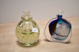 A fine Victorian-style glass dump inkwell, with bubble detailing, having original glass stopper;