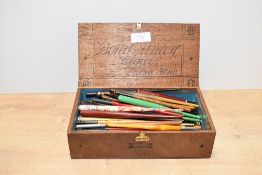 Of pen collecting interest, a large selection of 20th-century dipping pens, to feature bakelite,