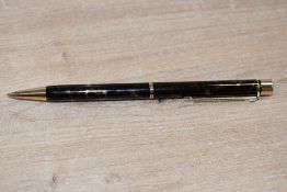 A Sheaffer Targa 1044 Filigree Golden Black ballpoint pen