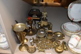 A selection of 20th-century brass and metal wear, to include a selection of Middle Eastern-style