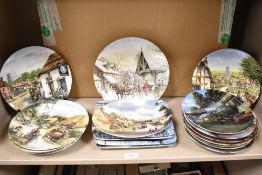A collection of twenty assorted collectors display plates including Wedgwood, Bradex, Davenport