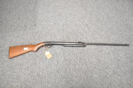 An early Diana model 27 .177 air rifle, no serial number 19inch break barrel. In working order