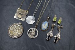 A small selection of silver and white metal jewellery including Wedgwood & St Christopher