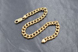 An 18ct gold curb link bracelet, marked 750, 19cm, 7g