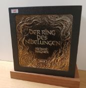A Vintage Wagner Box set - original press in heavy box in excellent condition ' der ring des