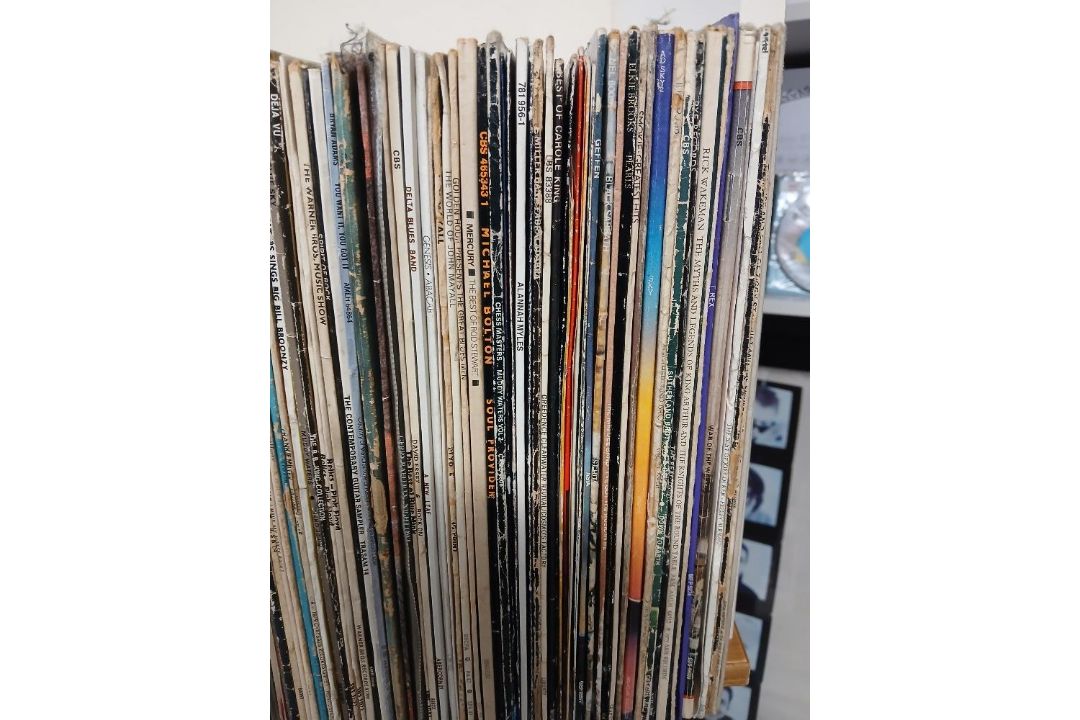 A selection of around 120 mixed vinyl albums as in the photos - condition variable with many VG or - Image 6 of 10