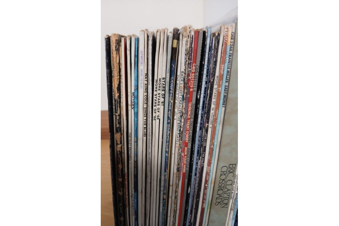 A selection of around 120 mixed vinyl albums as in the photos - condition variable with many VG or - Image 3 of 10