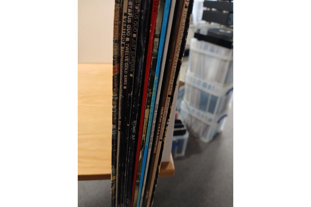 A 12 vinyl mixed lot as per photos - some good titles here - Image 3 of 3