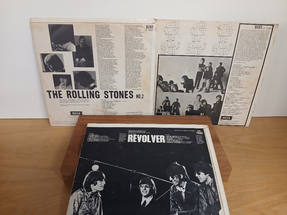 A lot of three Mono sixties albums by the Beatles and The Rolling Stones ( 2 ) - all VG / VG only - Image 2 of 3