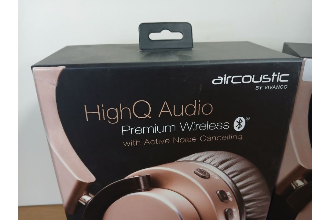 A 2 Headphone Lot - Airacoustics wireless - boxed and new old stock - Image 2 of 3
