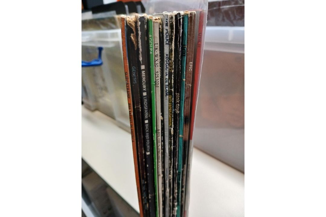 A 12 vinyl mixed lot as per photos - some good titles here - Image 2 of 3