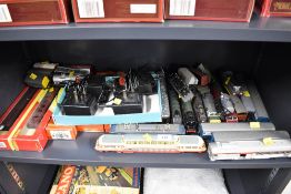 A large collection of OO gauge model railway equipment, primarily by Hornby along with other