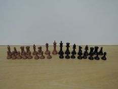 Staunton Pattern Boxwood and Ebony Chess Set in the Staunton pattern, King height 7.5cm, crack to