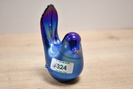 A small 20th-century Australian Alan Fox (active from 1974-2012) studio art glass bird