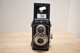 A Del Monta Reflex camera