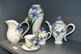 A selection of contemporary Franz Collection 'Long Tail Hummingbird' porcelain ware, featuring Art