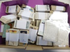 CIGARETTE CARDS: WD & HO WILLS LARGE ACCUMULATION OF SETS, PART SETS IN SHOEBOX Very good sized