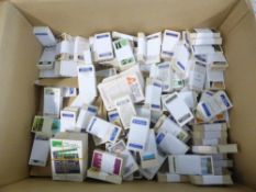 TRADE CARDS: BROOKE BOND, PG TIPS SEVERAL THOUSAND IN BOX Accumulation of trade cards, all appear to