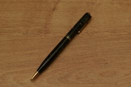 A Parker Vacumatic pencil with two rings. Circa 1940