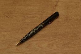 A Parker Vacumatic Junior pencil in Grey Pearl with three bands. Circa 1945