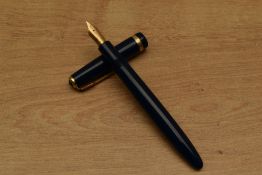 A Parker Duofold Maxima aerometric fill fountain pen in Blue with single decorative cap band