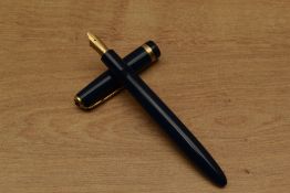 A Parker Duofold Maxima aerometric fill fountain pen in Blue with single decorative cap band