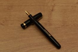 A Waterman W2 lever fill fountain pen in Black with single cap band having Waterman 14ct W2 B nib.