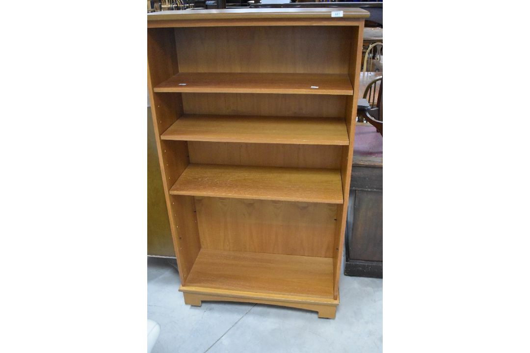 A vintage teak laminate bookshelf, dimensions approx. height 141 width 80 depth 32cm - Image 1 of 3