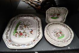 A small quantity of early 20th-century Copeland late Spode 'Chelsea' dinner ware, featuring a