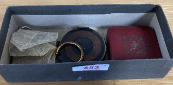 WWI-period compass by John Wardale & Co of London compass No. 100100, dated 1918 with military
