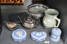 A small quantity of 20th-century sundry wares, to feature three Wedgwood blue jasperware lidded