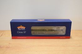 An OO gauge model diesel-electric locomotive produced by Bachmann Branch-Line. The model