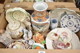 A Spode 'Christmas Tree' fluted oval bowl, an Oriental Chinoiserie style vase and a Crown Ducal pink