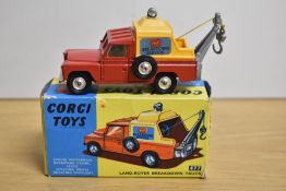 Corgi Die-cast, 477 Land-Rover Breakdown Truck boxed, model has very little use, box complete but