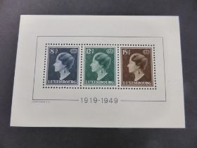 LUXEMBOURG 1949 30th ANN OF REIGN OF GRAND DUCHESS CHARLOTTE, MNH MINI SHEET Fine unmounted mint