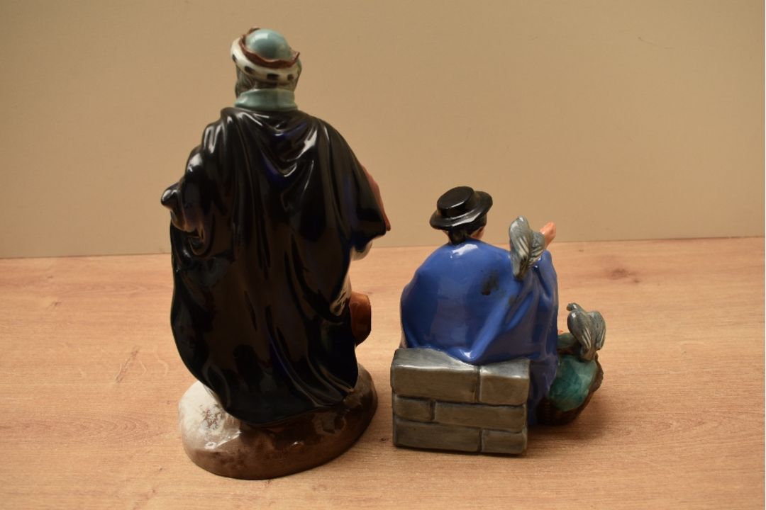 Two Royal Doulton bone china figures/figurines comprising 'Good King Wenceslas' HN 2118 measuring - Image 2 of 4