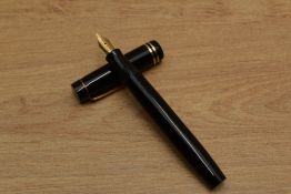 A Parker Duofold Junior button fill fountain pen in Black with two cap bands having Parker Duofold