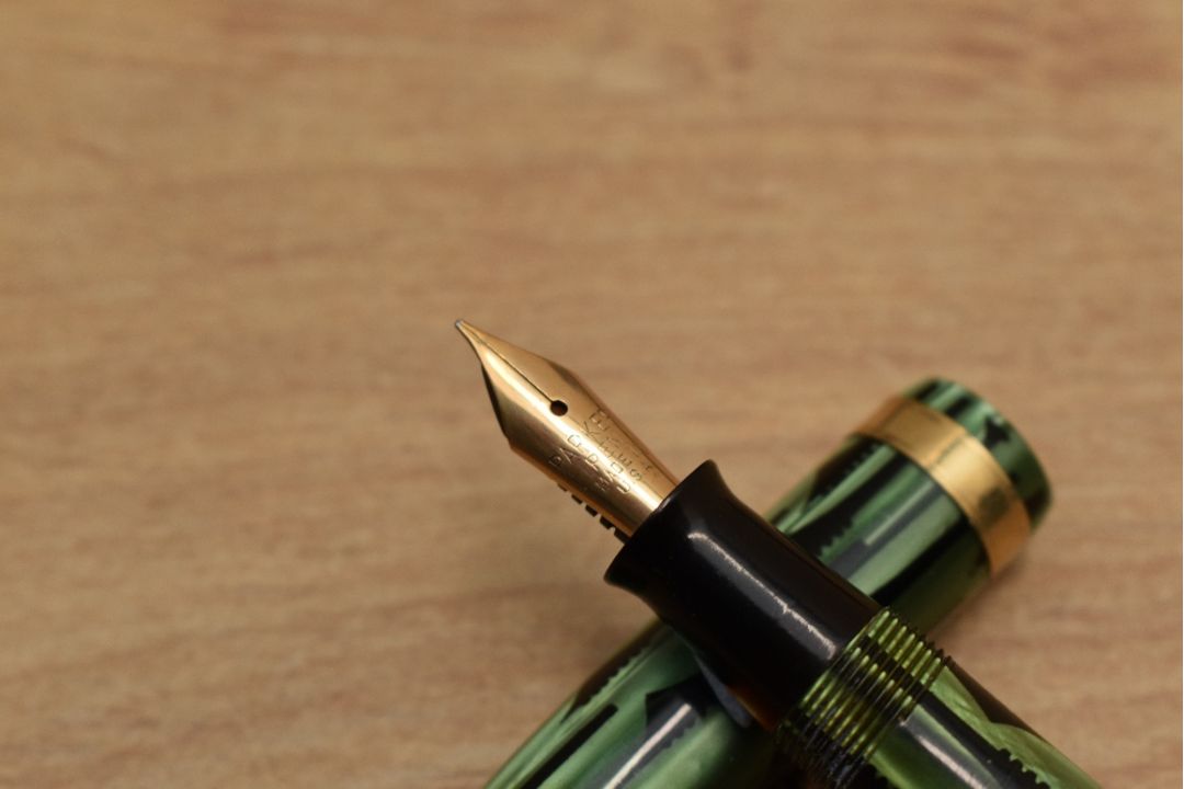 A boxed Parker Duofold button fill fountain pen and pencil in Geometric Green and Black (toothbrush) - Image 3 of 3