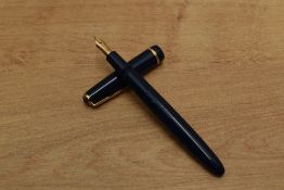 A Parker Duofold Junior aerometric fill fountain pen in Blue with a decorative cap band having